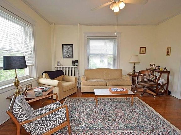 4th image of 3370 Morrison Ave