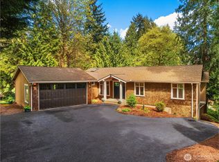 9360 SE 68th St, Mercer Island, WA 98040