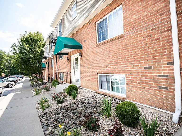 Village Green — Photo 14