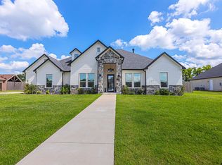 217 Devonshire Dr, Mount Pleasant, TX 75455