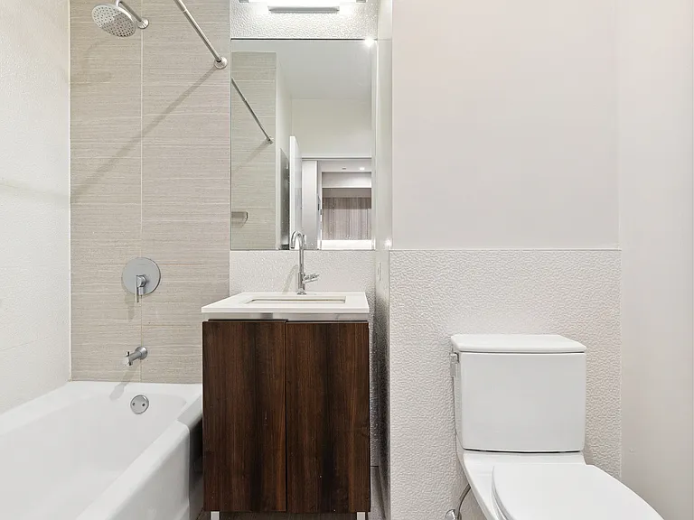 15 Park Row #24G — Photo 8