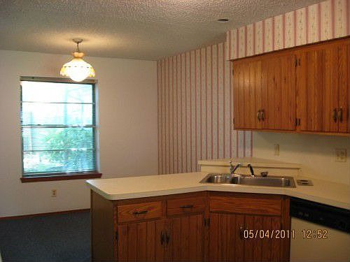 4th image of 4902 Rollingwood Ct