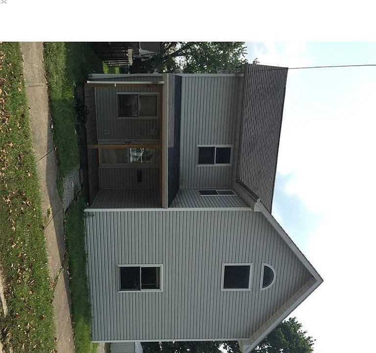 1st image of 275 McConnell St