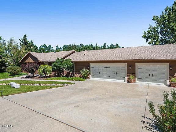 3rd image of 50 Chinchilla Ln