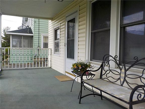 3rd image of 310 Malverne Dr