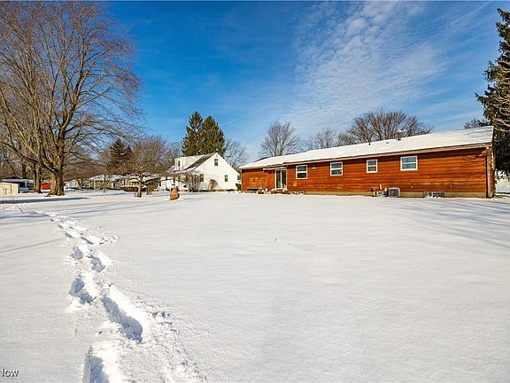 5th image of 209 Oakdale Dr