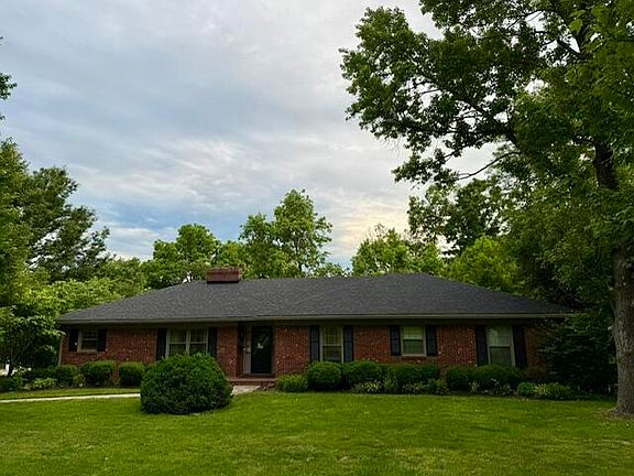 2nd image of 742 Kirkland Dr