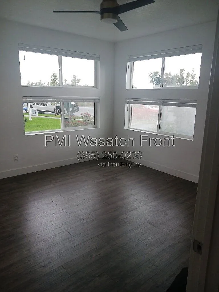 1 bed, 1.0 bath, 755 sqft, $975 — Photo 4