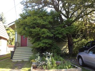 1230 NE 69th St, Seattle, WA 98115