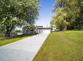 705 E 8th St, Kaukauna, WI 54130