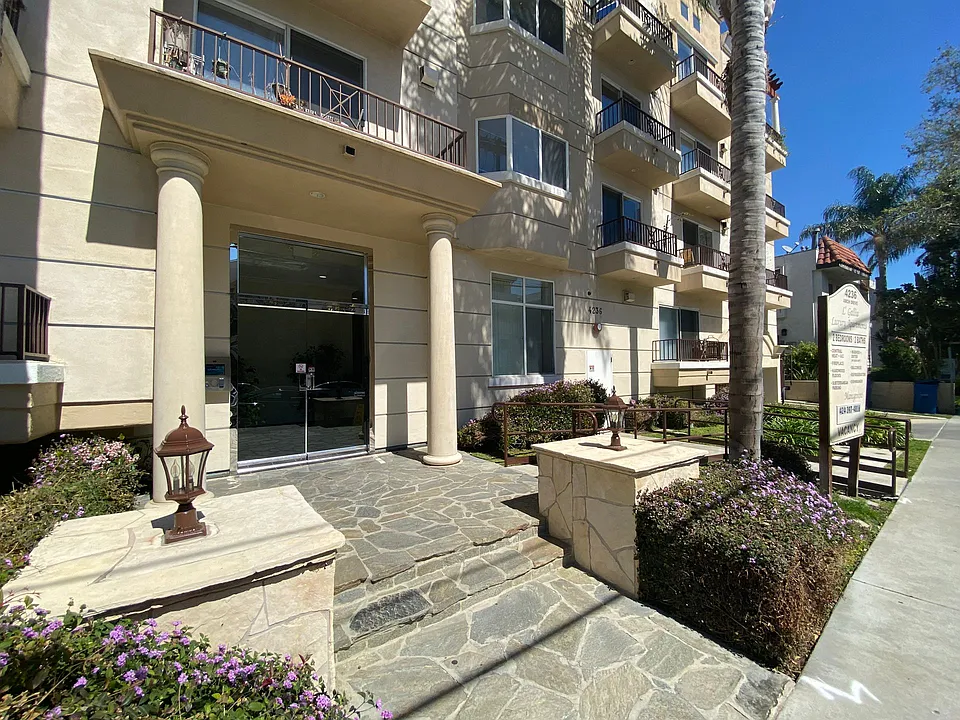 L'Gallia Studio City Apartments