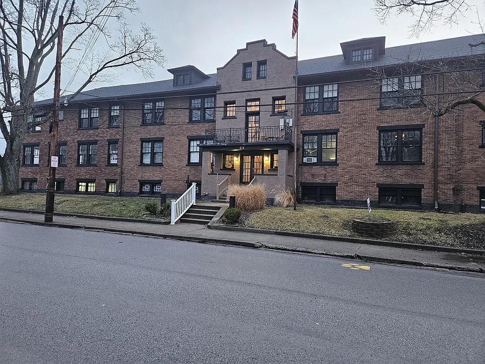 615 Penn Ave #203