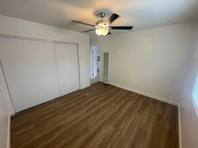 1339 W Stoneridge Ct #4 — Photo 14