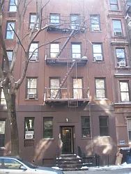 326 East 85th Street in Yorkville
