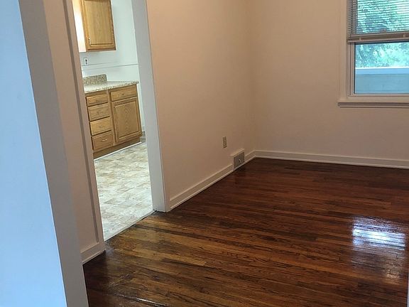 5th image of 908 Chestnut Dr