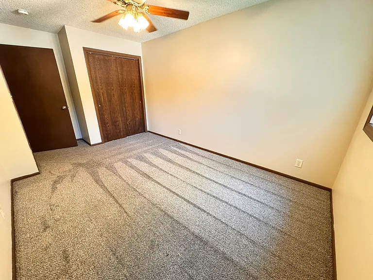 1802 Knox St #3 — Photo 9