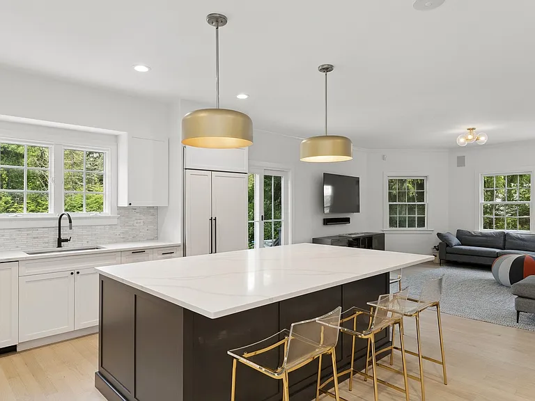 412 Millstone Rd — Photo 8