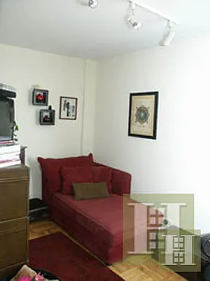 Rented by Halstead Real Estate | media 33