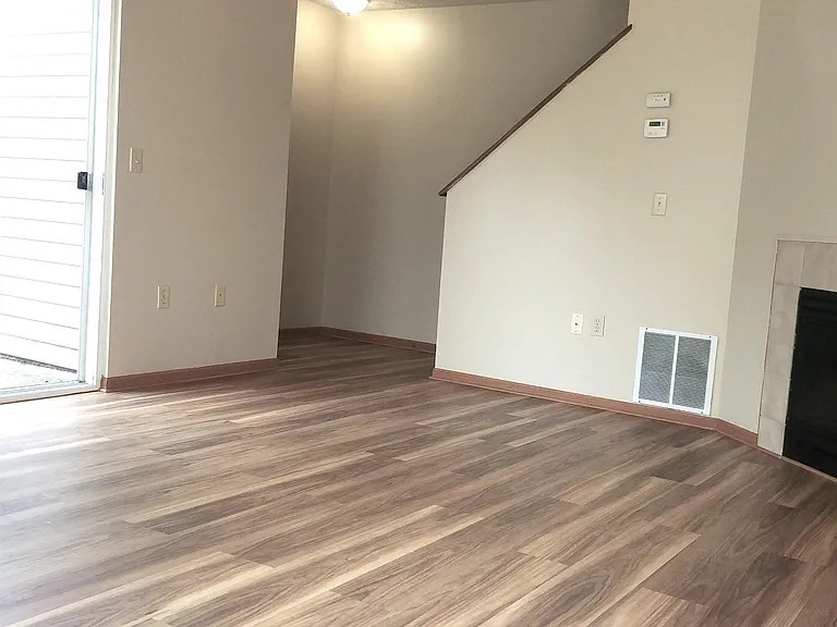 1353 High St #100 — Photo 1