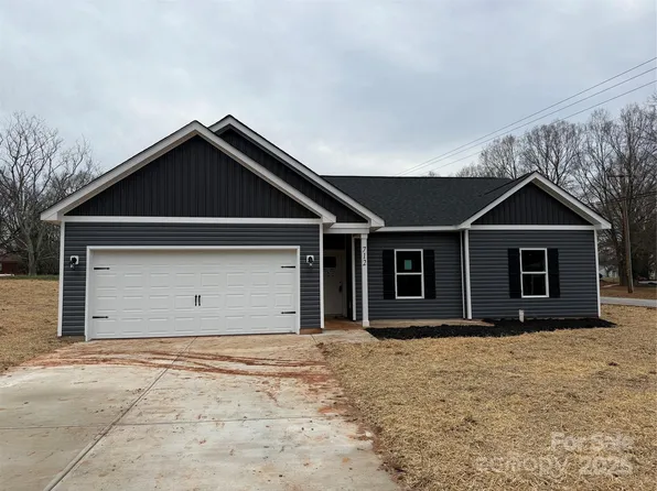 712 Mount Olive Church Rd, Newton, NC 28658