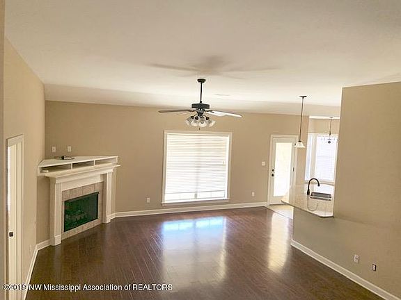 4th image of 5727 Broadway Dr W