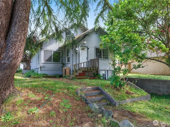 1921 Garfield Avenue, Raymond, WA 98577