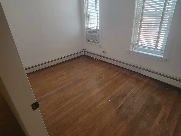 2318 N Market St #1 — Photo 9