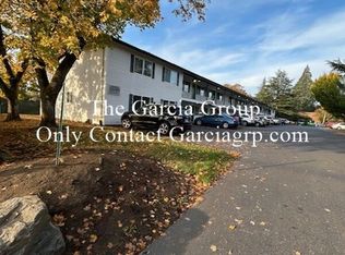 9205 E Burnside St #H101, Portland, OR 97220