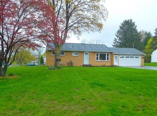 4 Fresno Rd, Rochester, NY 14623