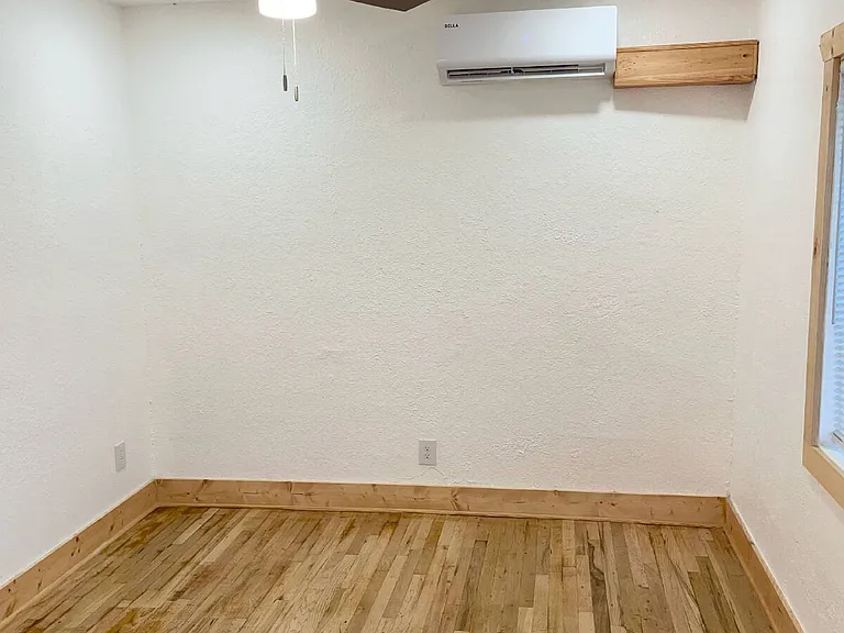 111 16th Ave S #3 — Photo 6