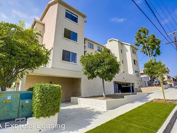 2nd image of 821 Austin Ave APT 206