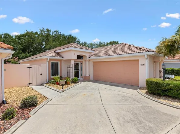1516 Martinez Dr, The Villages, FL 32159