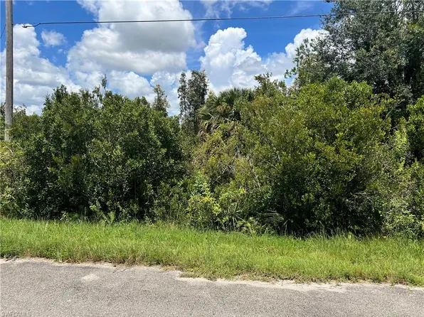 2612 36th ST SW, LEHIGH ACRES, FL 33976