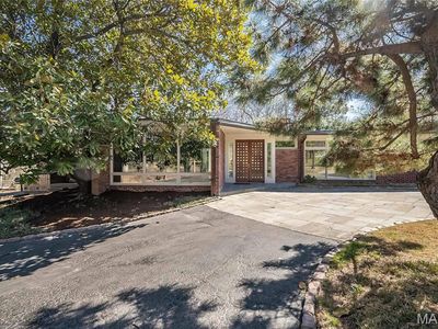 34 Dromara Rd, Saint Louis, MO, 63124