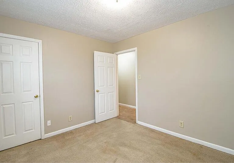 330 Hugh Hunter Rd — Photo 12