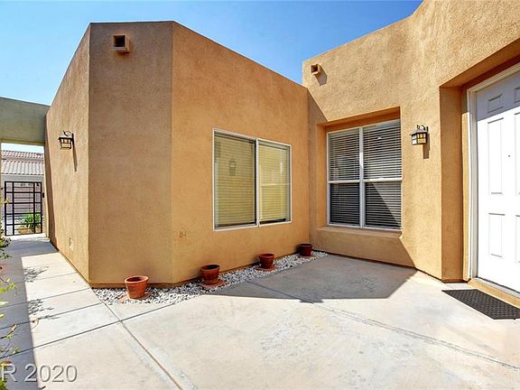 3rd image of 9218 Aqueduct St