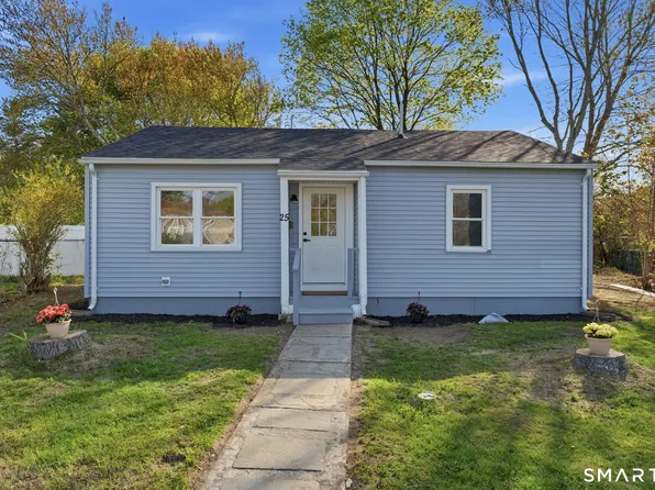 25 Flint Court, Groton, CT 06340