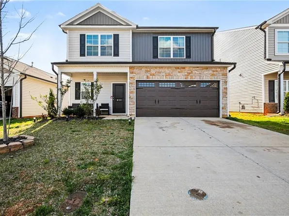 633 Cam Cir, High Point, NC 27265