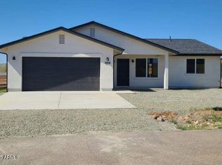 20259 E Sierra Dr, Mayer, AZ 86333