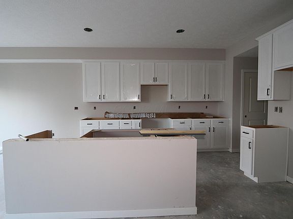 5th image of 6330 Angelica Way