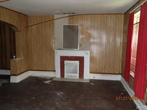 2nd image of 5202 Theodosia Ave