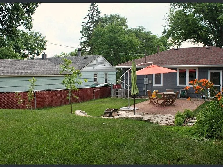 3615 Lynn Ave S — Photo 6