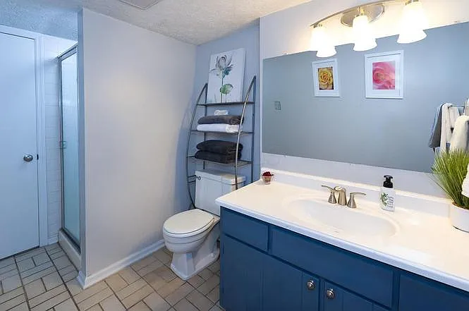 1617 Slade Ave — Photo 18