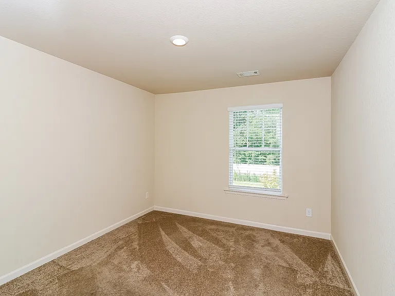 153 Innis Brook Cir — Photo 12