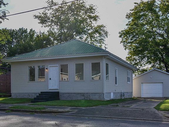 4th image of 409 N Monroe St