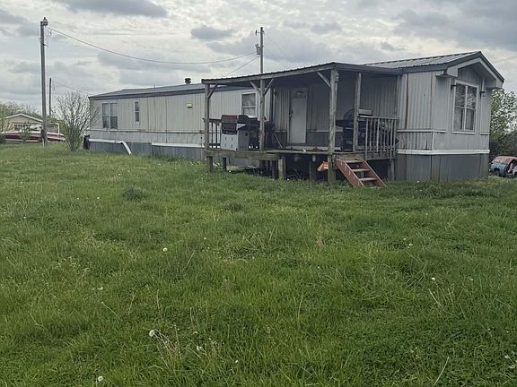 5th image of 1692 Hogg Ridge Rd