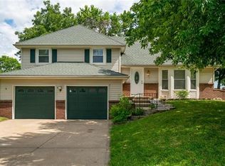 7602 NW 69th St, Kansas City, MO 64152