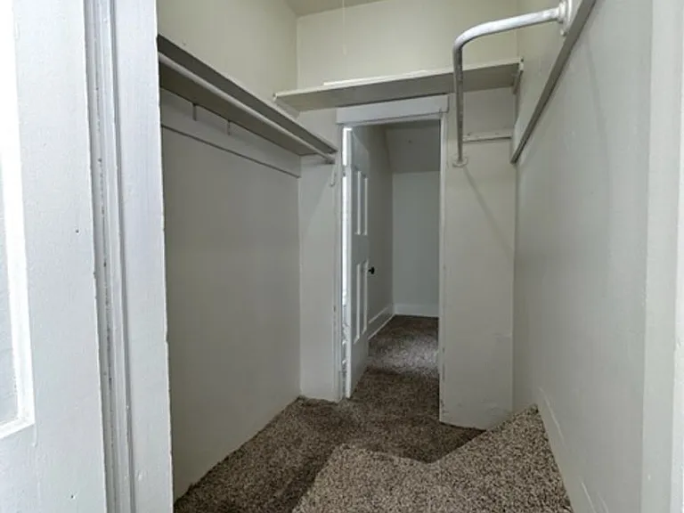 2707 Forest Ave — Photo 16