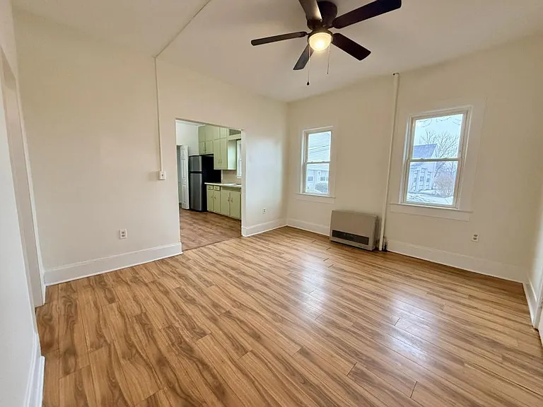 1422 Penn Ave #1 — Photo 6