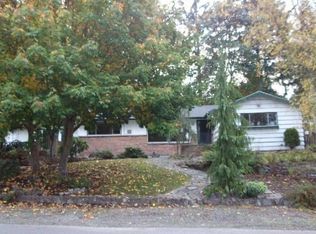 8902 41st St W, University Place, WA 98466
